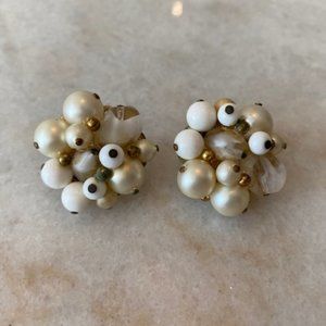 Vintage Trifari Clip on Bauble Earrings